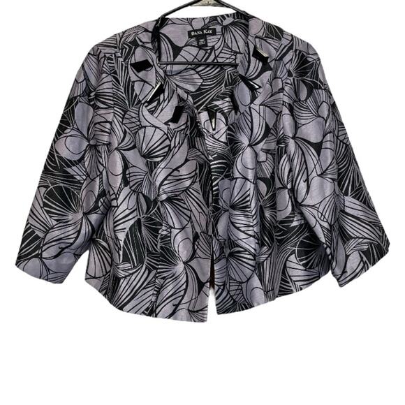 Dana Kay Purple & Black Floral Half‎ Sleeve Cropped Blazer Jacket Size 14W - Picture 1 of 9